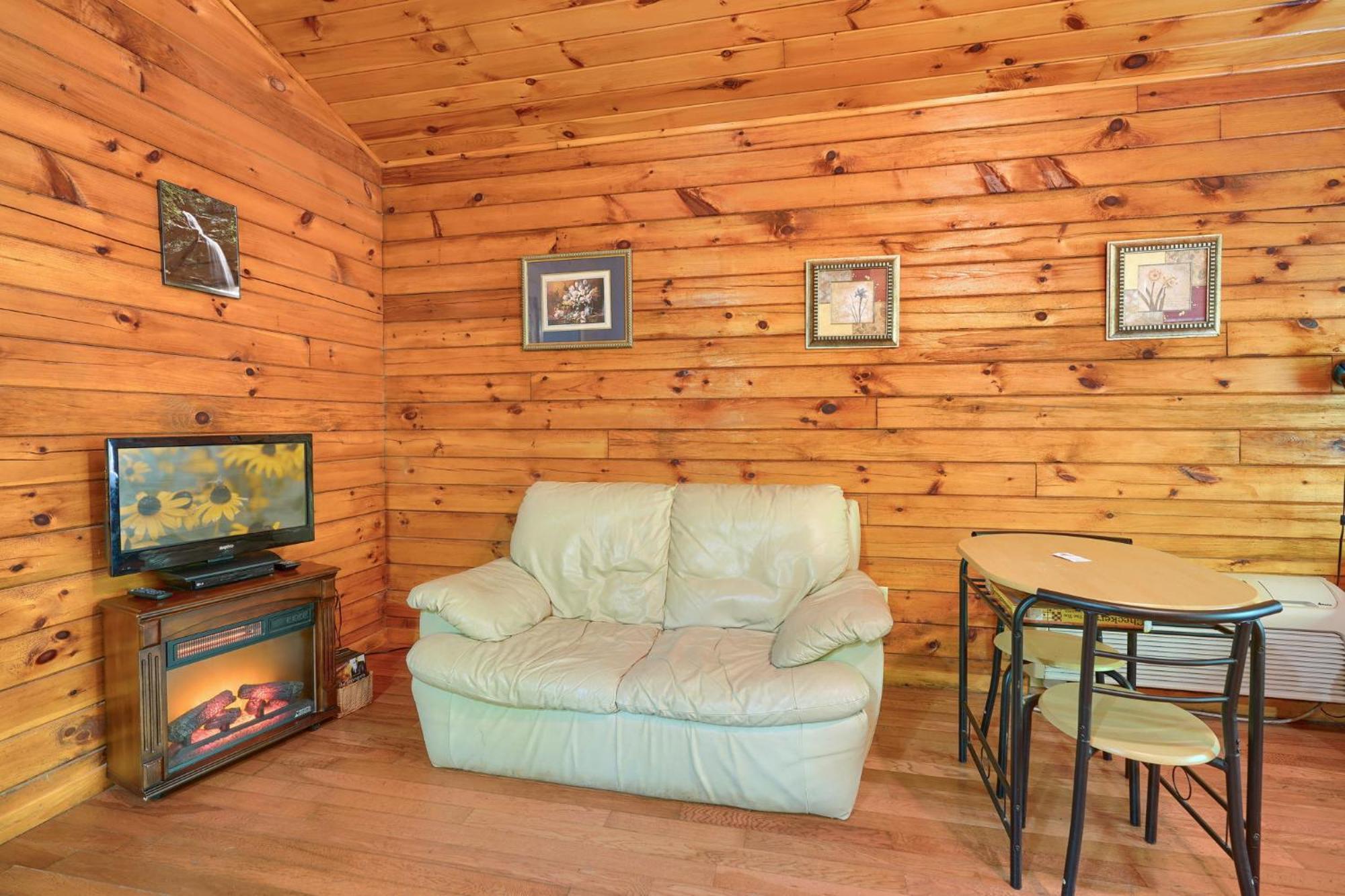 Blue Rose Cabins - Cupids Cabin Logan Buitenkant foto